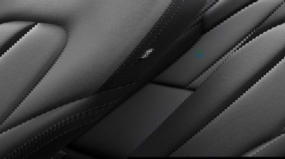 Volvo XC40 nuova a Como (9)