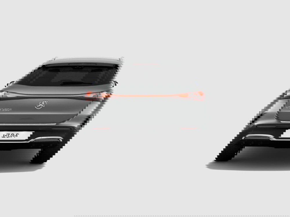 Mercedes-Benz EQA nuova a Ancona (4)