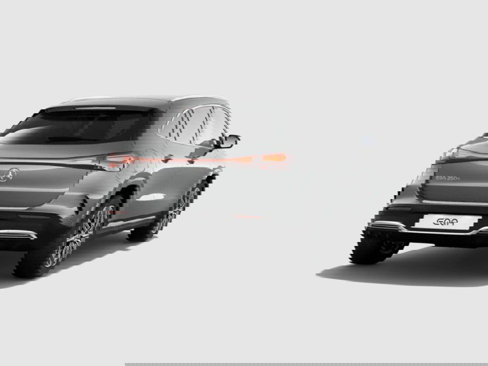 Mercedes-Benz EQA nuova a Ancona (5)
