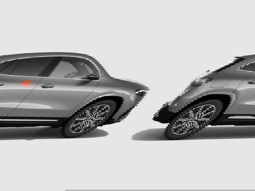 Mercedes-Benz EQA nuova a Ancona (6)