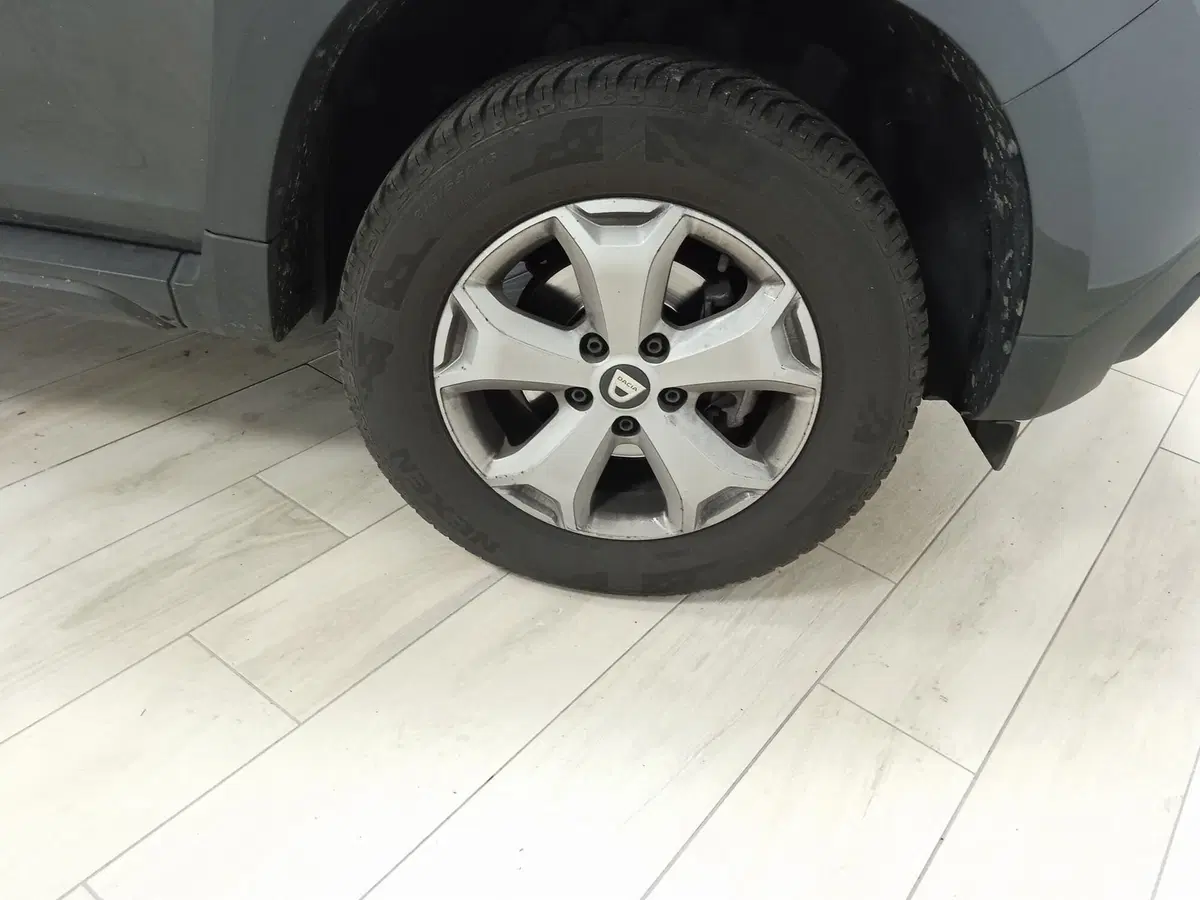 Dacia Duster usata a Torino (15)