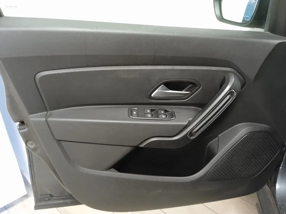 Dacia Duster usata a Torino (8)