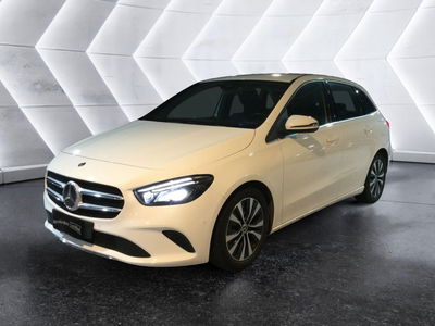 Mercedes-Benz Classe B 180 d Automatic Premium del 2021 usata a Caserta