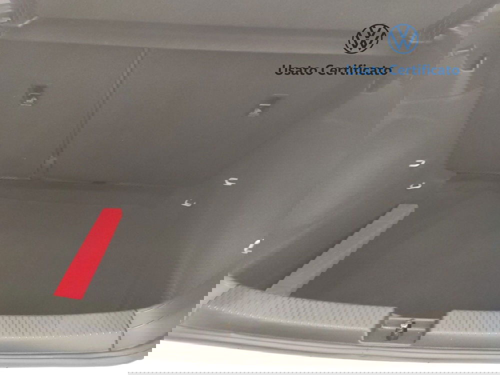Volkswagen T-Cross usata a Avellino (13)