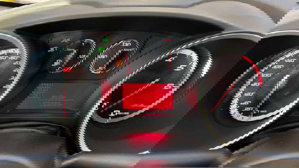 Alfa Romeo Giulietta usata a Treviso (11)