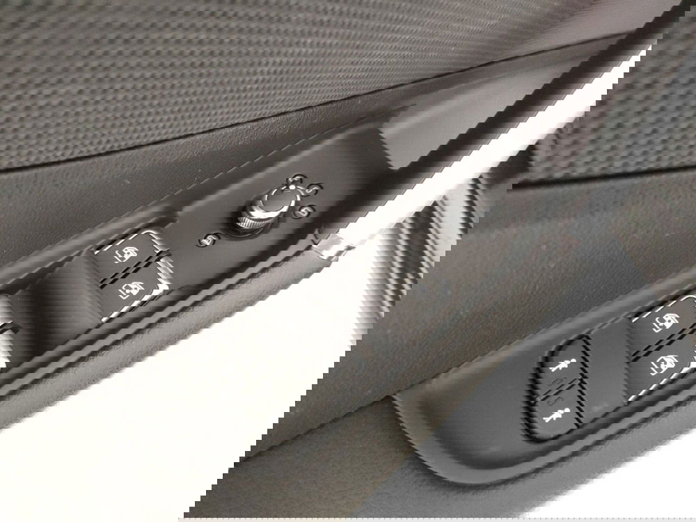 Audi Q2 usata a Napoli (10)