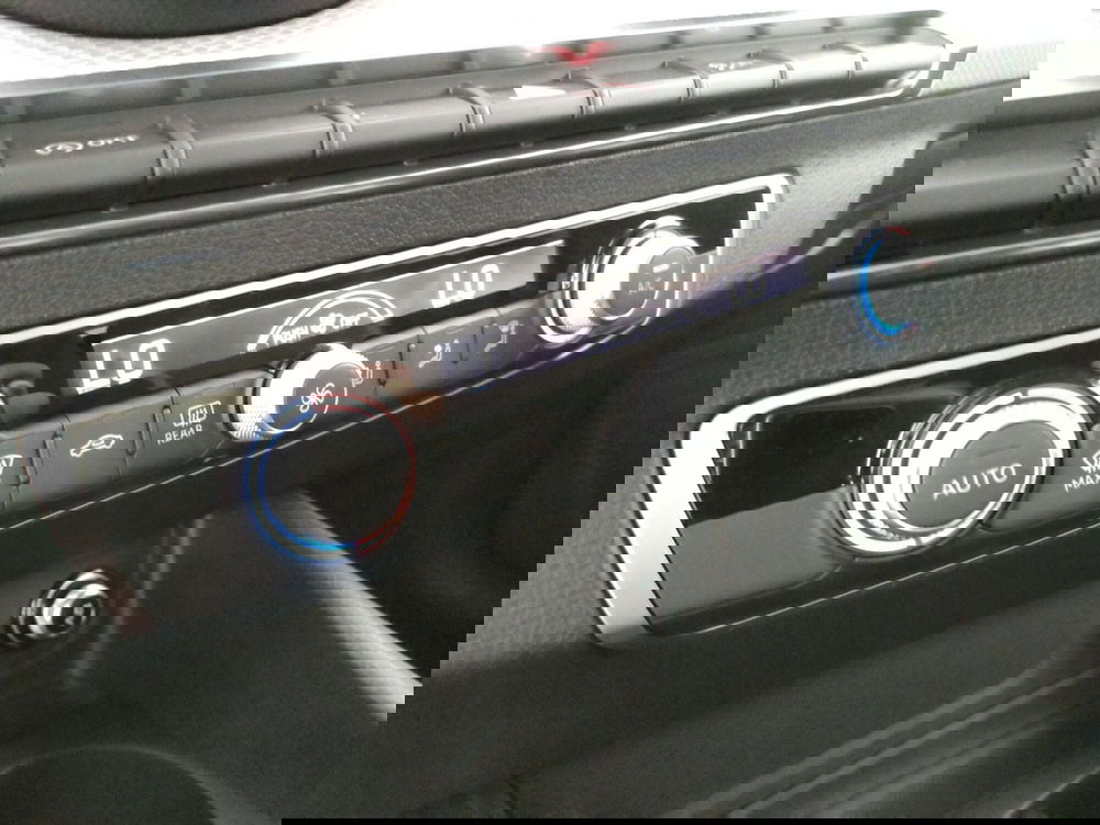 Audi Q2 usata a Napoli (15)