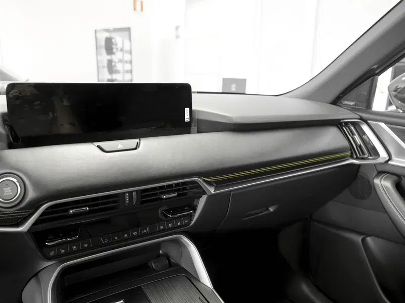 Mazda CX-60 nuova a Prato (9)