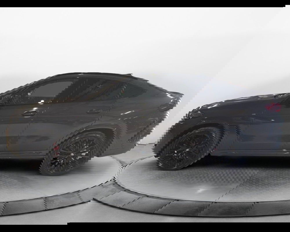 BMW X6 usata a Caserta (9)