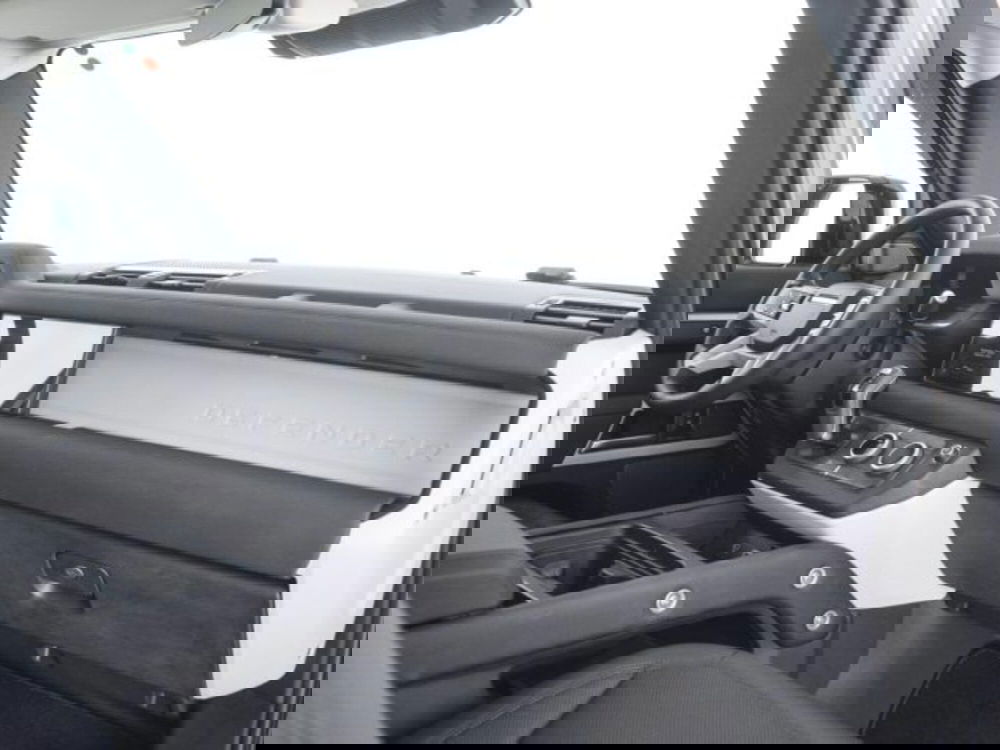 Land Rover Defender usata a Perugia (3)