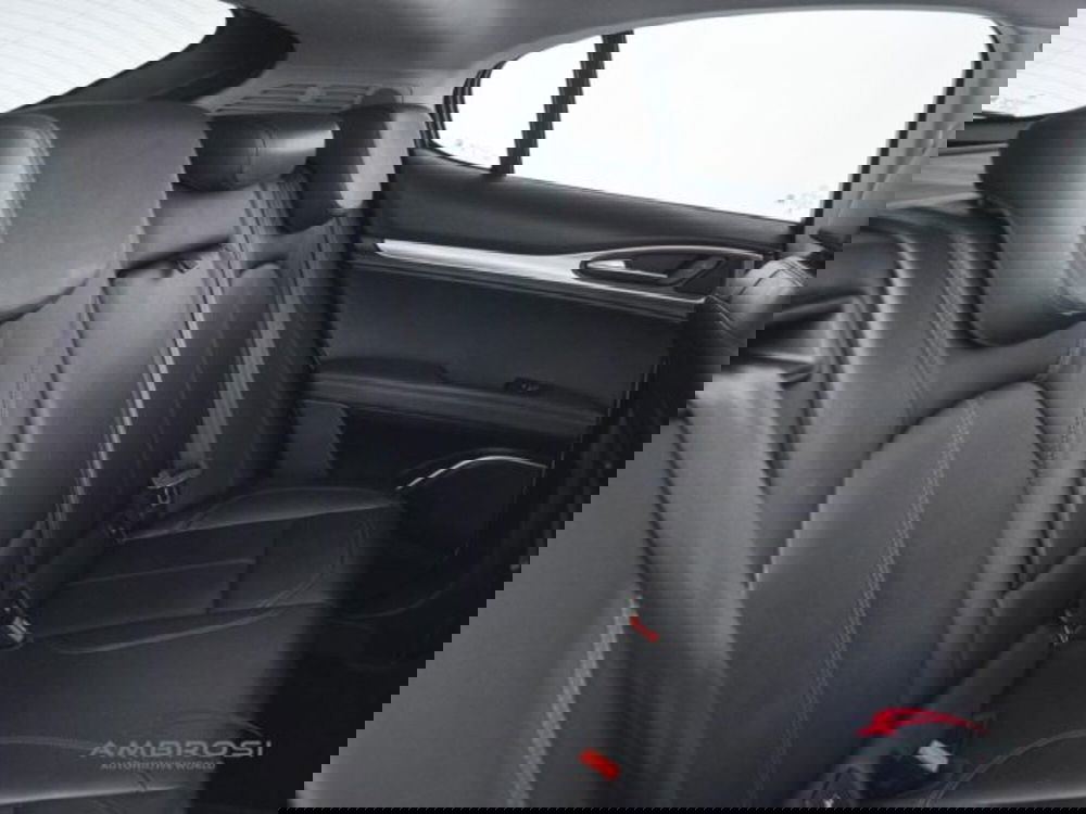 Alfa Romeo Stelvio usata a Perugia (11)