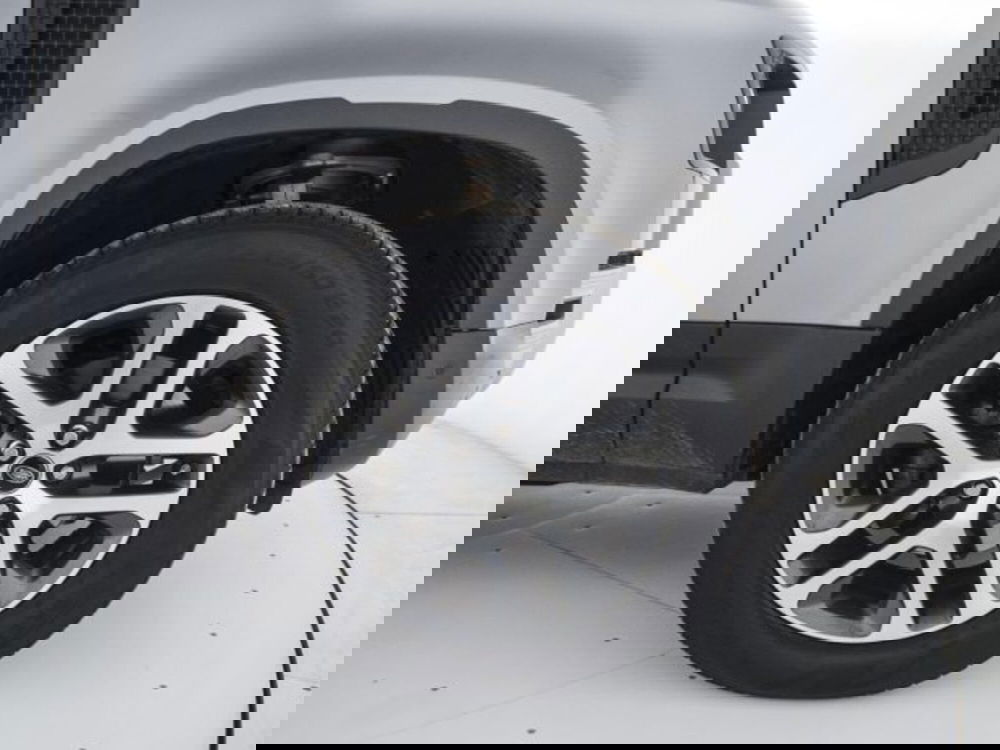 Land Rover Defender usata a Perugia (9)