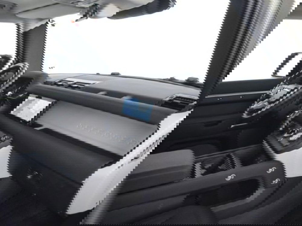 Land Rover Defender usata a Perugia (3)