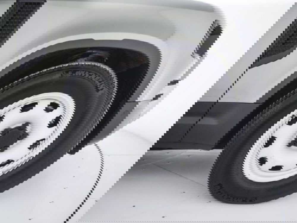 Land Rover Defender usata a Perugia (9)