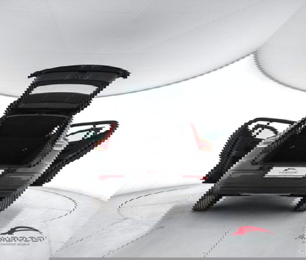 Volvo XC40 usata a Perugia (7)