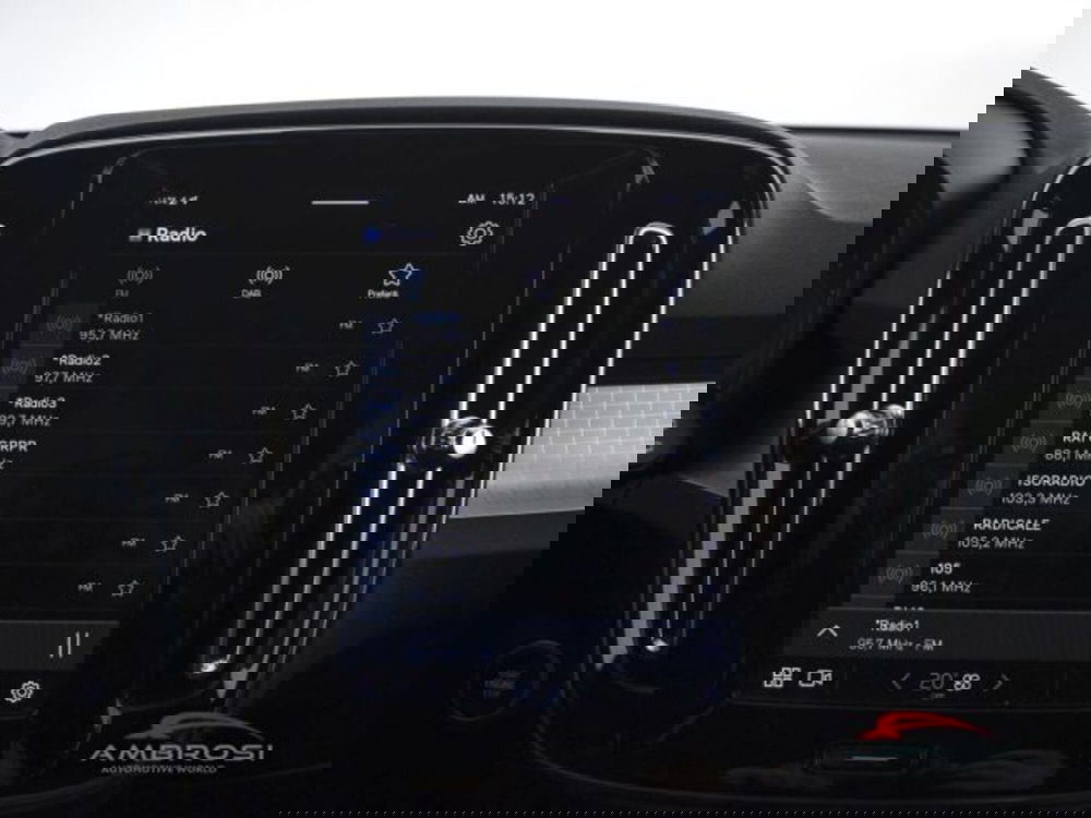 Volvo XC40 usata a Perugia (14)