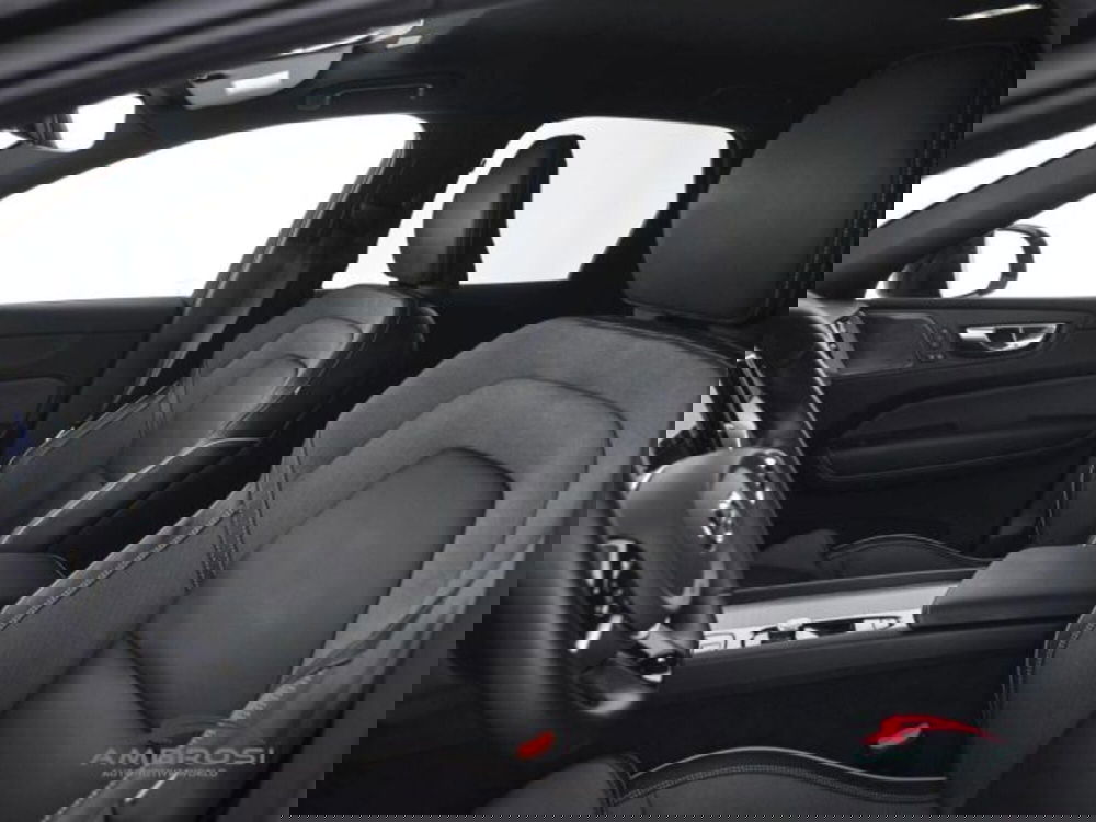 Volvo XC60 usata a Perugia (9)