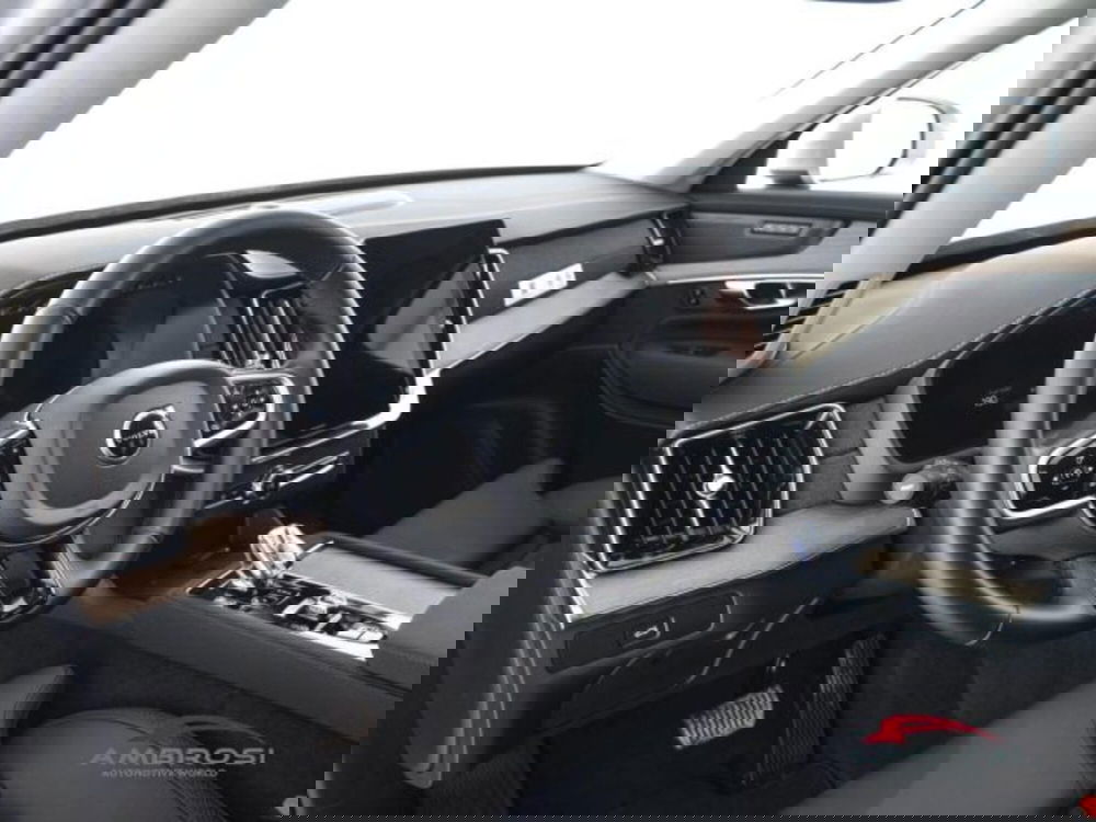 Volvo XC90 usata a Perugia (8)