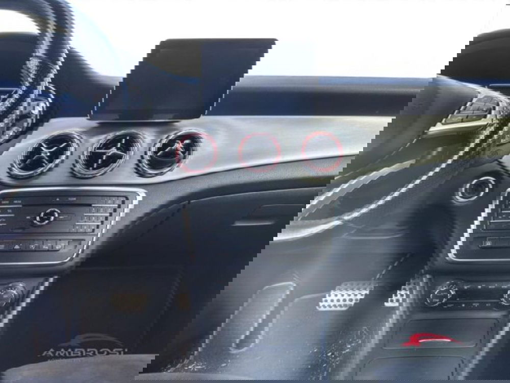 Mercedes-Benz GLA SUV usata a Perugia (14)