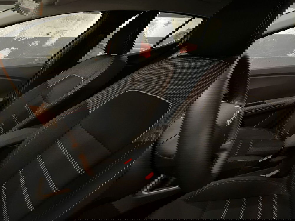 Dacia Sandero usata a Milano (12)