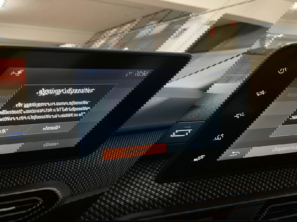 Dacia Sandero usata a Milano (9)