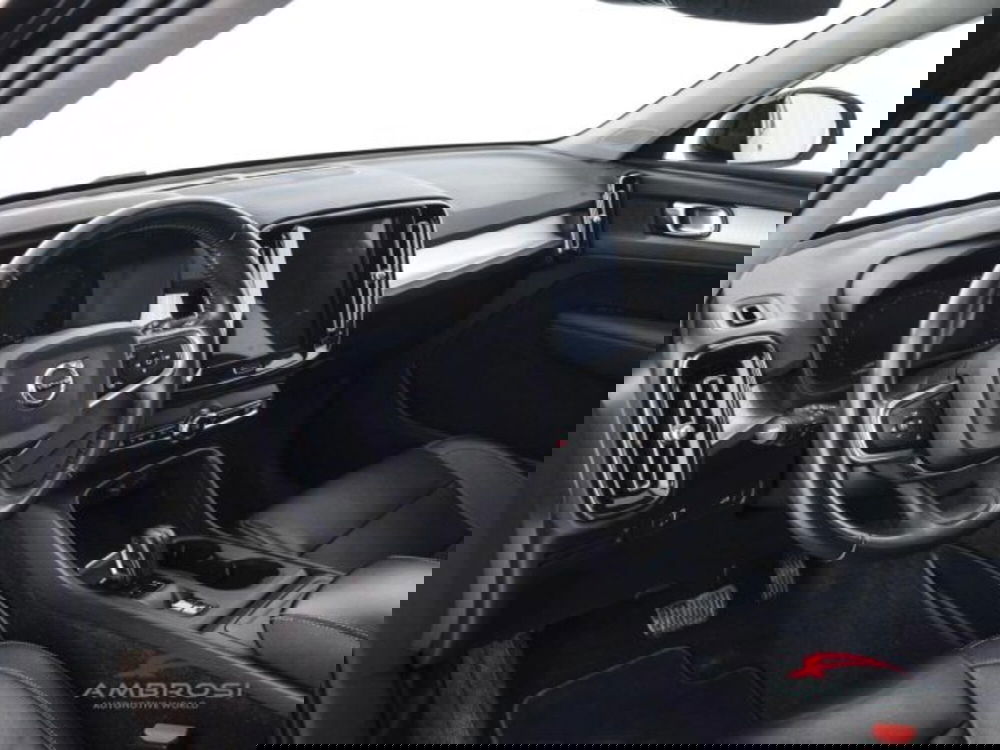Volvo XC40 usata a Perugia (8)