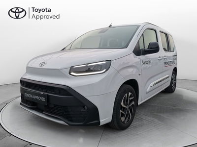 Toyota Proace City Verso City Verso 1.5D 130 CV S&amp;S Long D Executive del 2024 usata a Curno