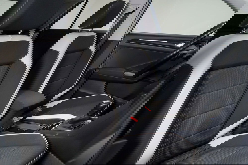 Volkswagen T-Roc usata a Varese (14)