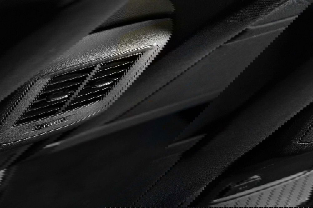 Volkswagen T-Roc usata a Varese (20)