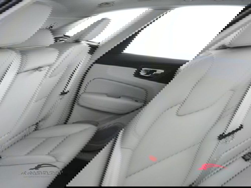 Volvo XC60 usata a Perugia (11)