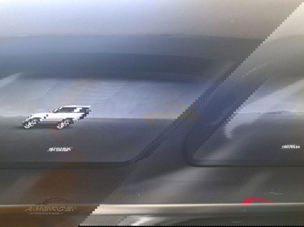 Land Rover Defender usata a Perugia (12)