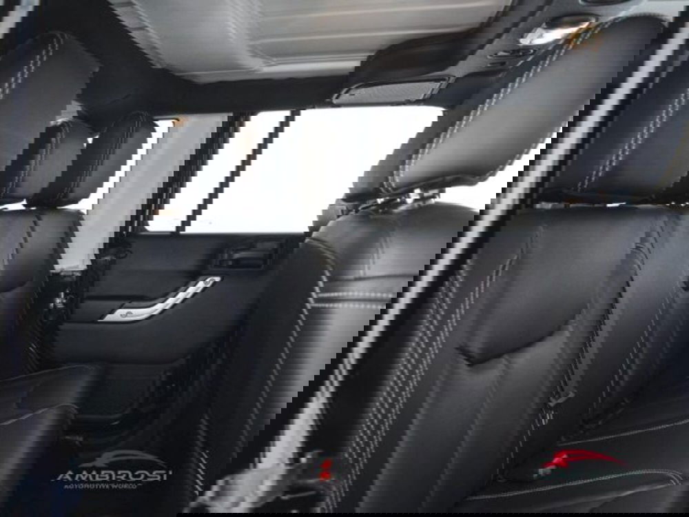 Jeep Wrangler Unlimited usata a Perugia (11)