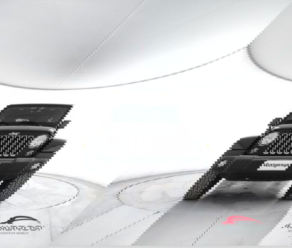 Jeep Wrangler Unlimited usata a Perugia (5)