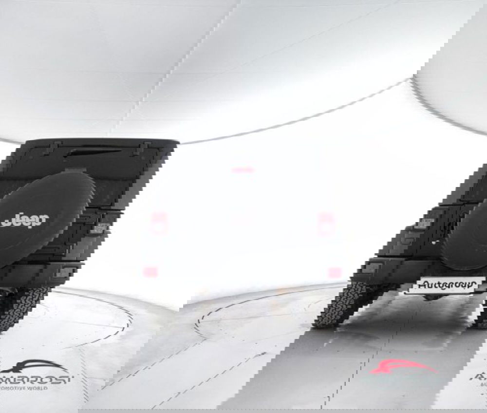 Jeep Wrangler Unlimited usata a Perugia (6)