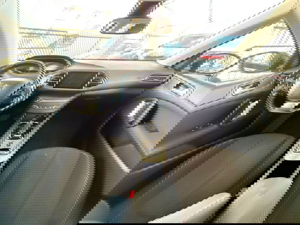 Peugeot 308 SW usata a Brescia (8)