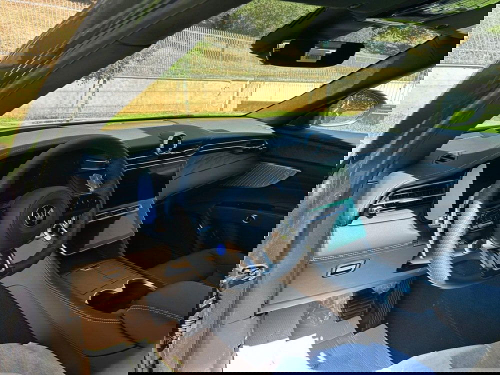 Maserati Grecale nuova a Salerno (8)