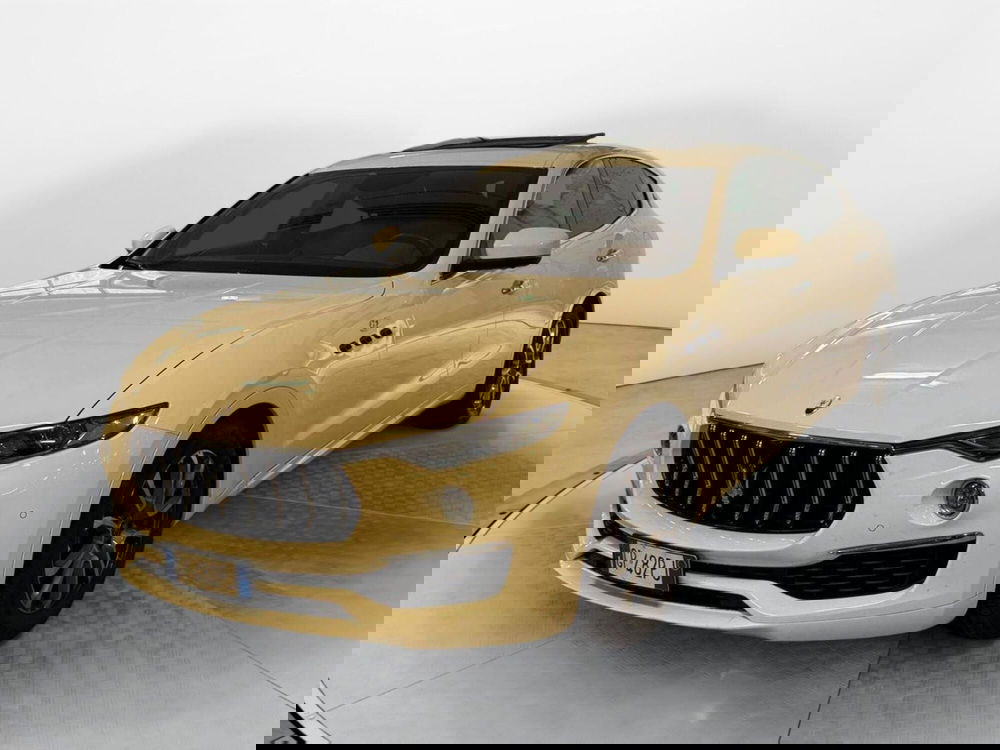 Maserati Levante usata a Salerno