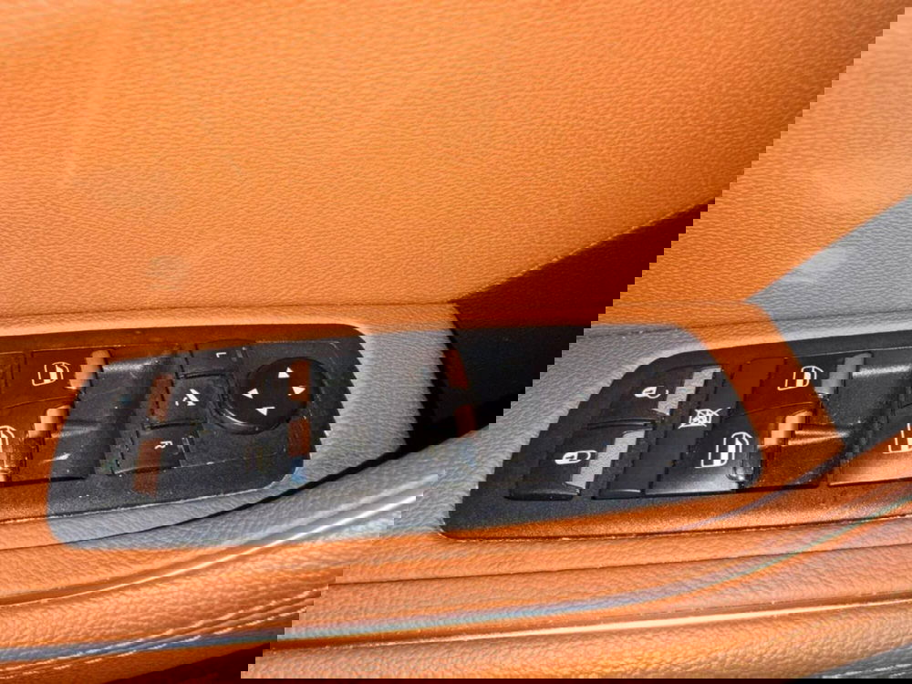 Maserati Levante usata a Salerno (12)