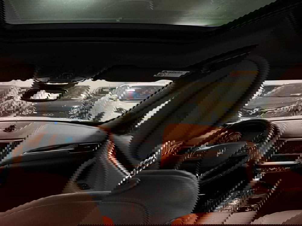 Maserati Levante usata a Salerno (4)