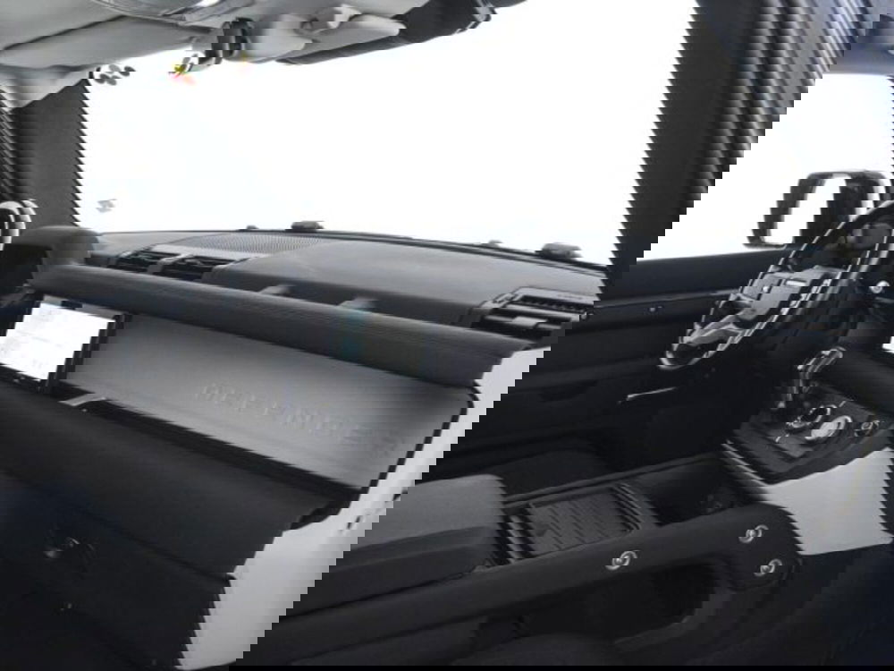 Land Rover Defender usata a Perugia (3)