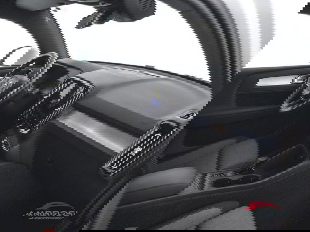 Volvo XC40 usata a Perugia (12)