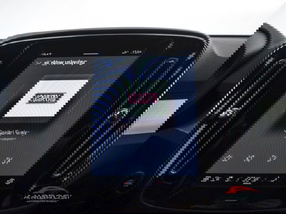 Volvo XC40 usata a Perugia (14)