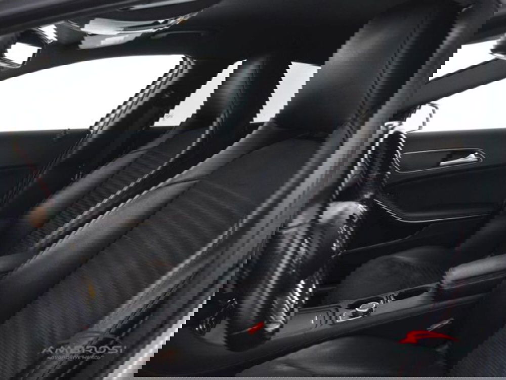 Mercedes-Benz GLA SUV usata a Perugia (9)