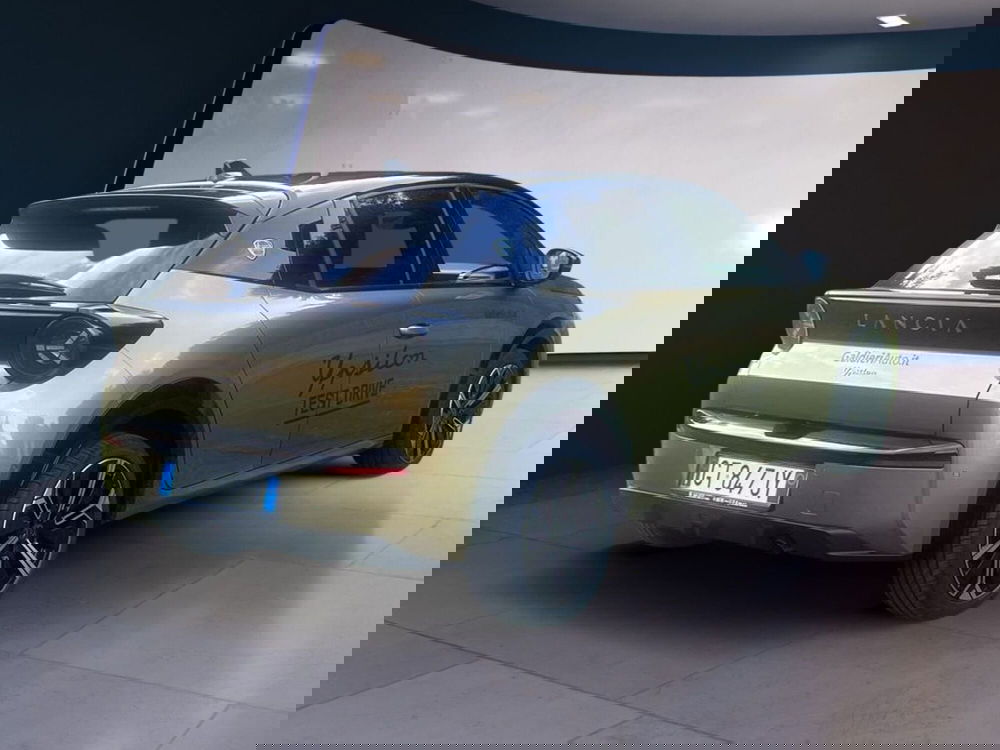 Lancia Ypsilon usata a Salerno (3)