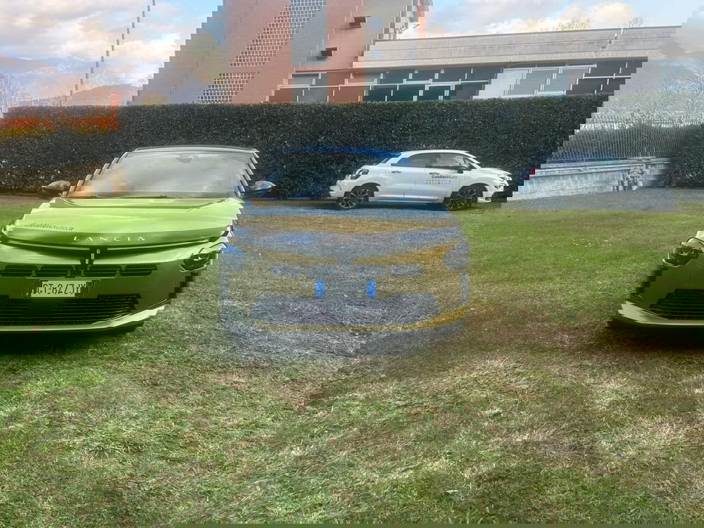 Lancia Ypsilon usata a Salerno (9)