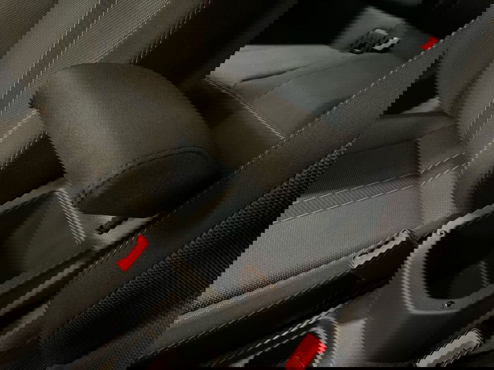 Volkswagen T-Roc usata a Pistoia (16)