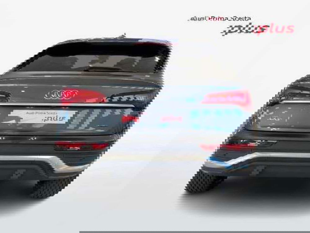 Audi Q5 Sportback nuova a Pistoia (11)