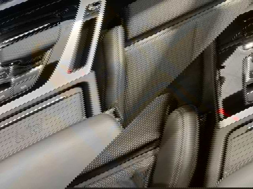 Audi Q5 Sportback nuova a Pistoia (16)