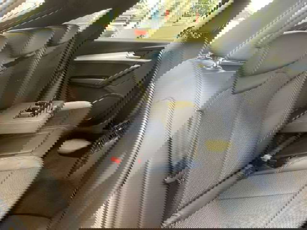 Audi Q5 Sportback nuova a Pistoia (18)