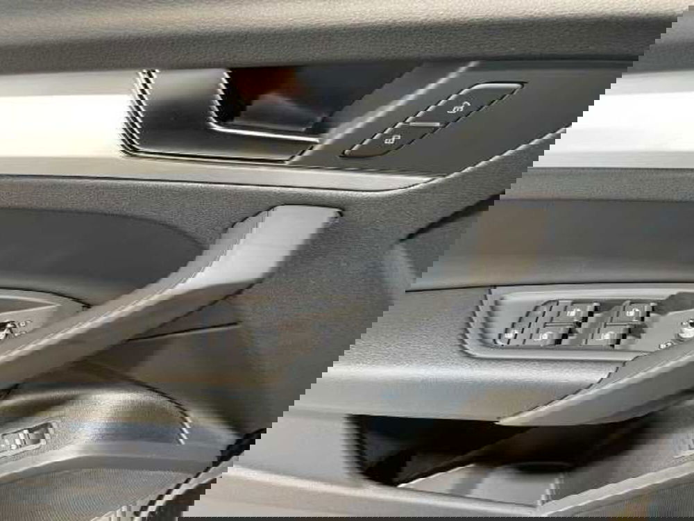 Audi Q5 Sportback nuova a Pistoia (19)